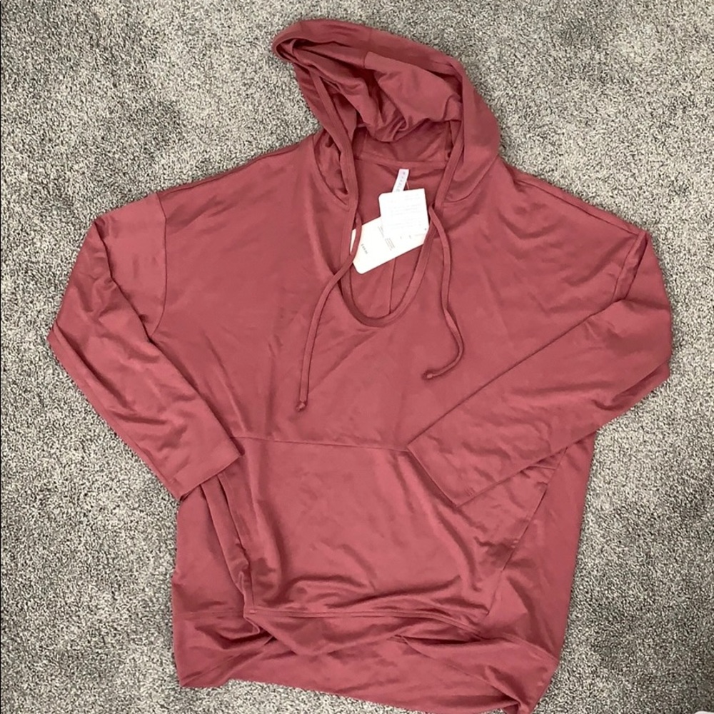 Fabletics top